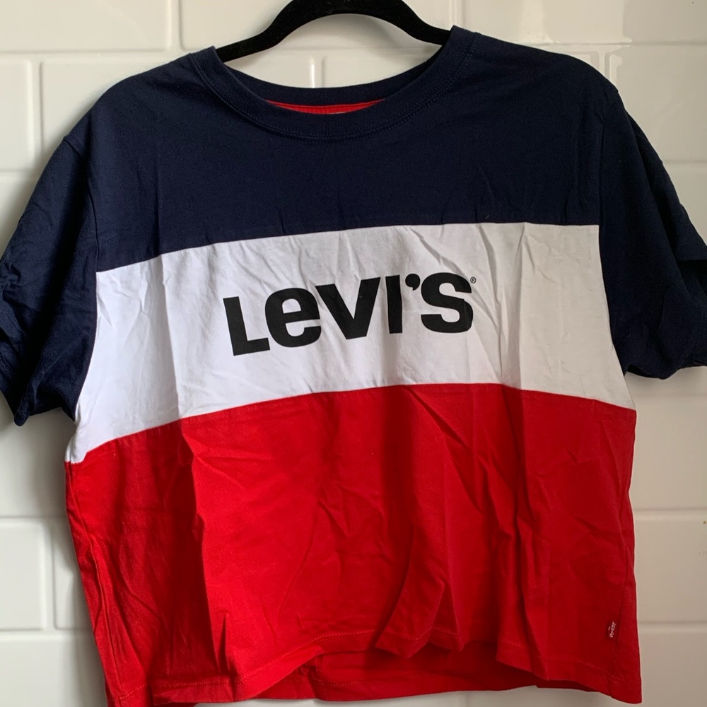 Levi’s top